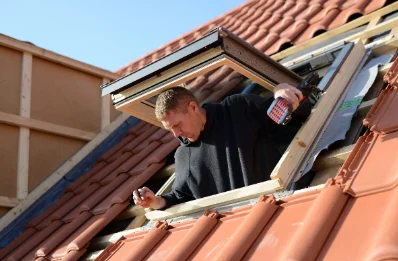 Pose de fenêtres de toit Velux à Dornas